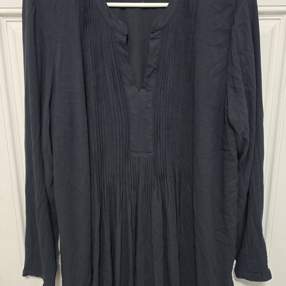 Elegant Navy Blue Women's Top